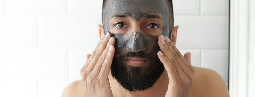 Jednoduchá & účinná: Základná pánska pleťová rutina v 3 krokoch
