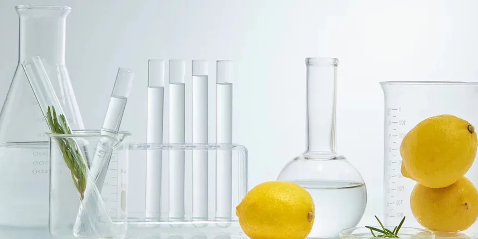 Ako (ne)kombinovať retinol s ďalšími účinnými látkami?