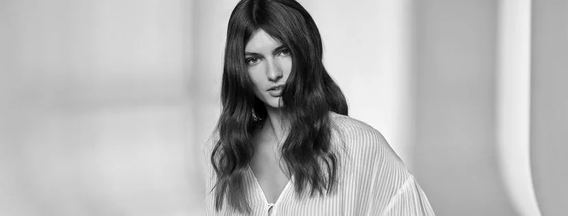 Majte navždy úžasne dlhé vlasy

