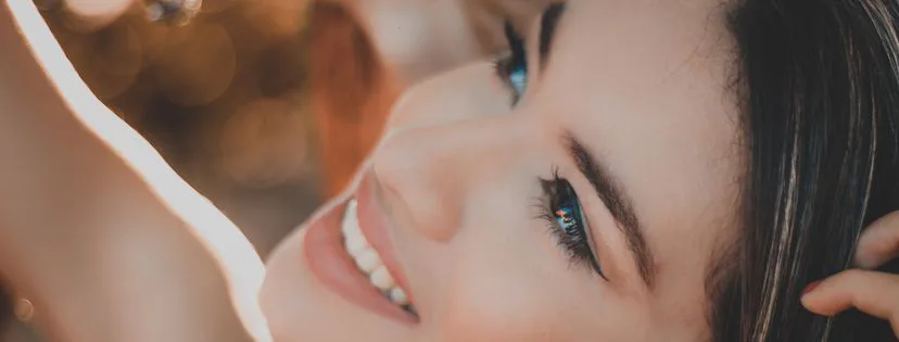 Dokonalé líčenie s očnou linkou

